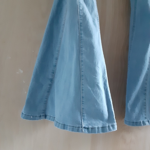 Super Flare High Waisted Bleach Style Baby Doll Jean Bell Bottoms - Picture 2 of 3